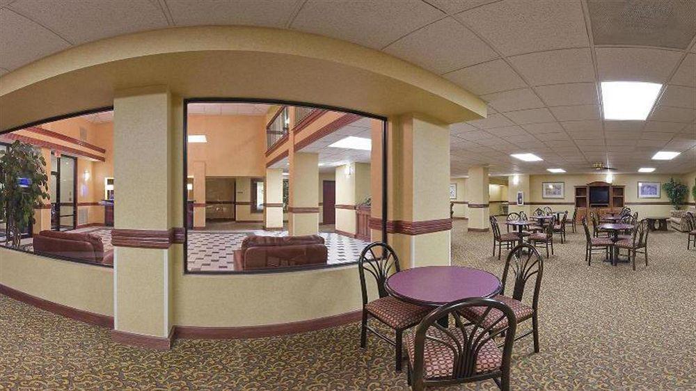 Holiday Inn Express Hotel & Suites Bentonville By Ihg Εξωτερικό φωτογραφία