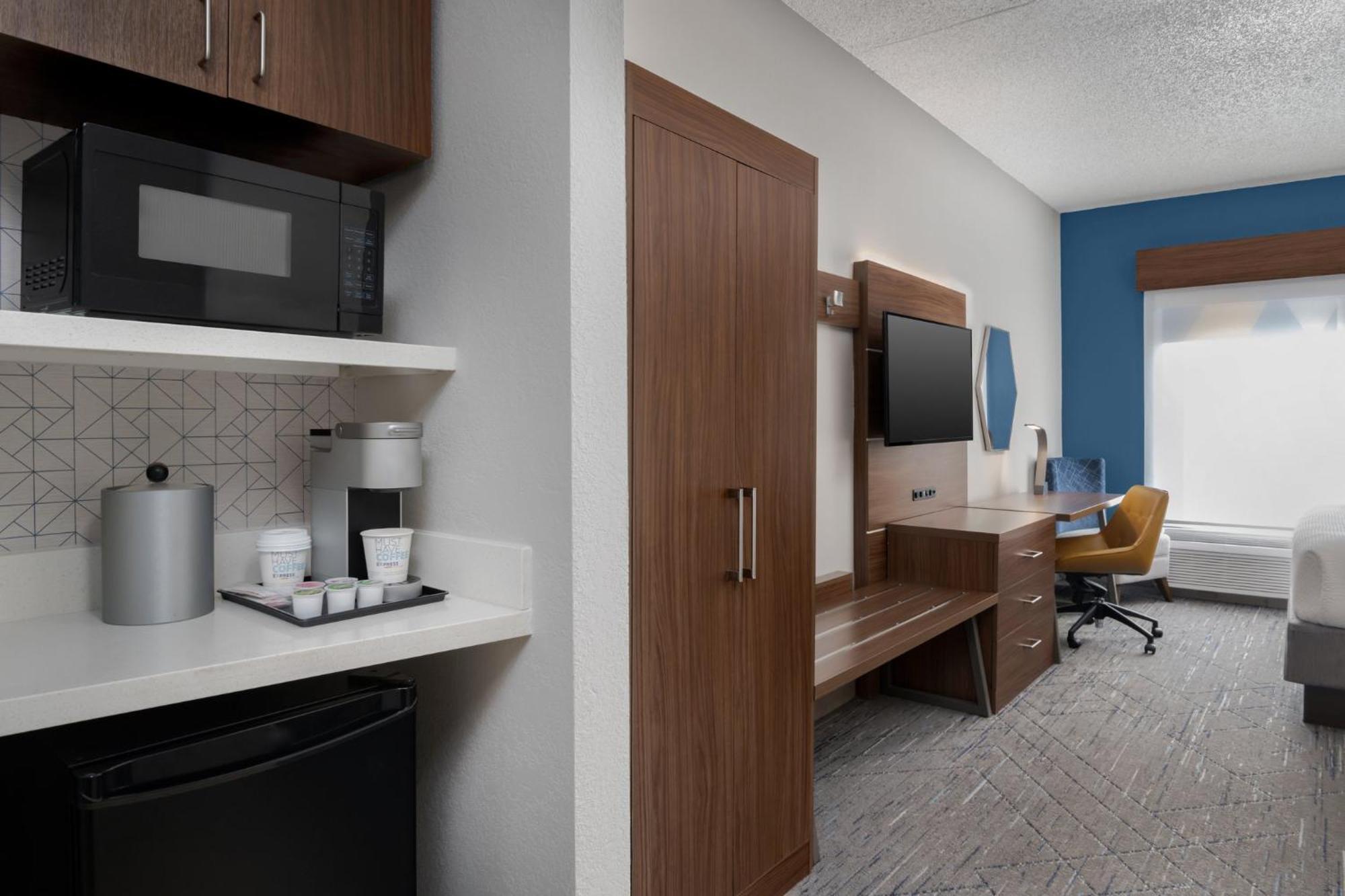 Holiday Inn Express Hotel & Suites Bentonville By Ihg Εξωτερικό φωτογραφία