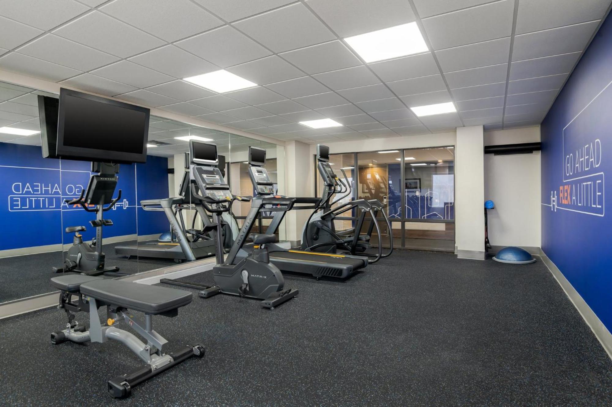Holiday Inn Express Hotel & Suites Bentonville By Ihg Εξωτερικό φωτογραφία